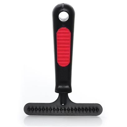 Four Paws Presents Ultimate Touch Undercoat Rake Fp Underct Long. Four Paws under Coat Rake is Recommended by Professional Groomers to Remove Dead, Unwanted Hair from your Pet's Undercoat. Short [22732]