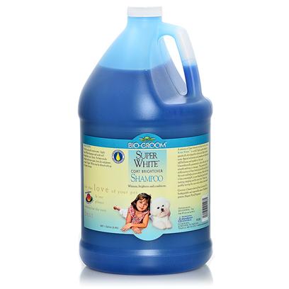 Bio Groom Presents Super White Shampoo 1gallon. Bio-Groom Super White Shampoo Highlights Colors and Makes the White Sparkle. Gentle, Mild Shampoo Fortified with Protein to Give Life and Body to the Coat.Color Enhancers Intensify and Add Depth and Dimension to Coat Colors.Tearless, has a Neutral Ph. Conditions, Rinses Easily. 1 Gal [22791]