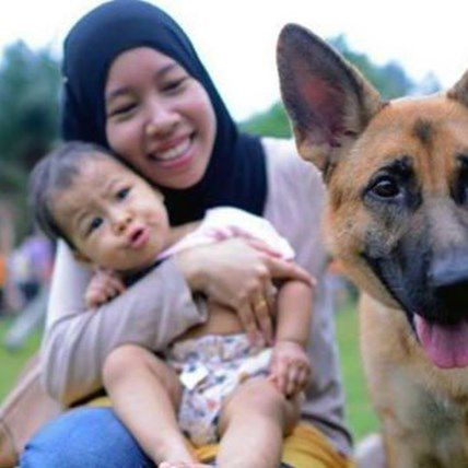Malaysian Dog Petting Event Draws Protest, Death Threats