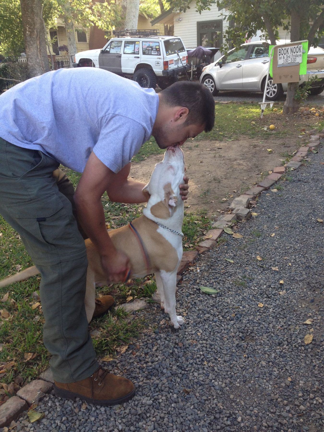 Facebook Helps Brain Cancer Patient Reunite With Lost Dog