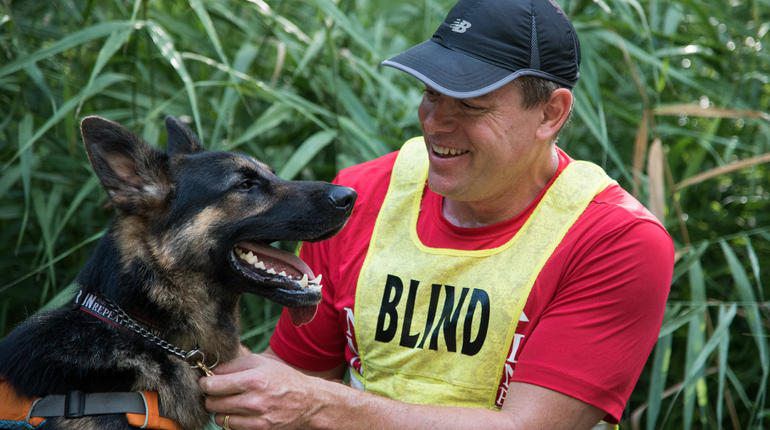 Running Guide Dog Gives Blind Marathoner Second Wind